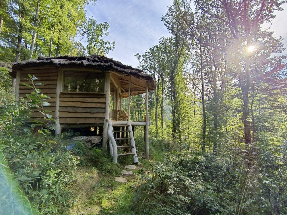 Balijská boho chatka v lese